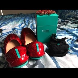 Tieks SZ 7 shoes limited edition red diamond